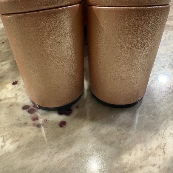 Adrienne Vittadini Arlena Heels - Picture 5 of 11